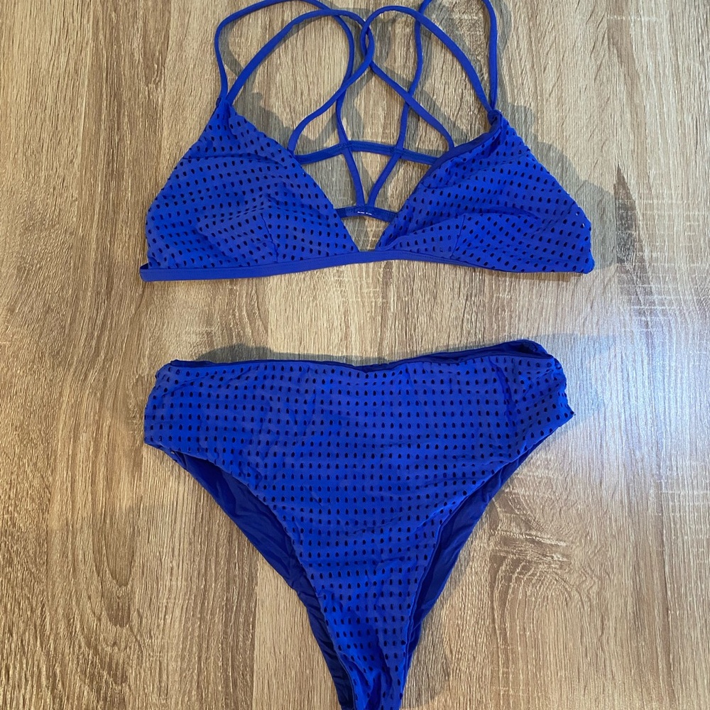 Acacia G-Land Set